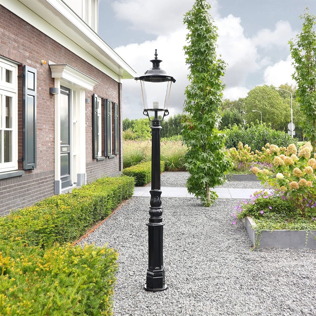 Outdoor Lighting Classic Rural Lantern lamp standing Beusichem - 195 cm