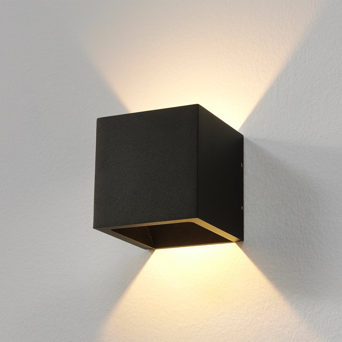 Muurverlichting Wandlamp Cube up down zwart Torno - 10 cm