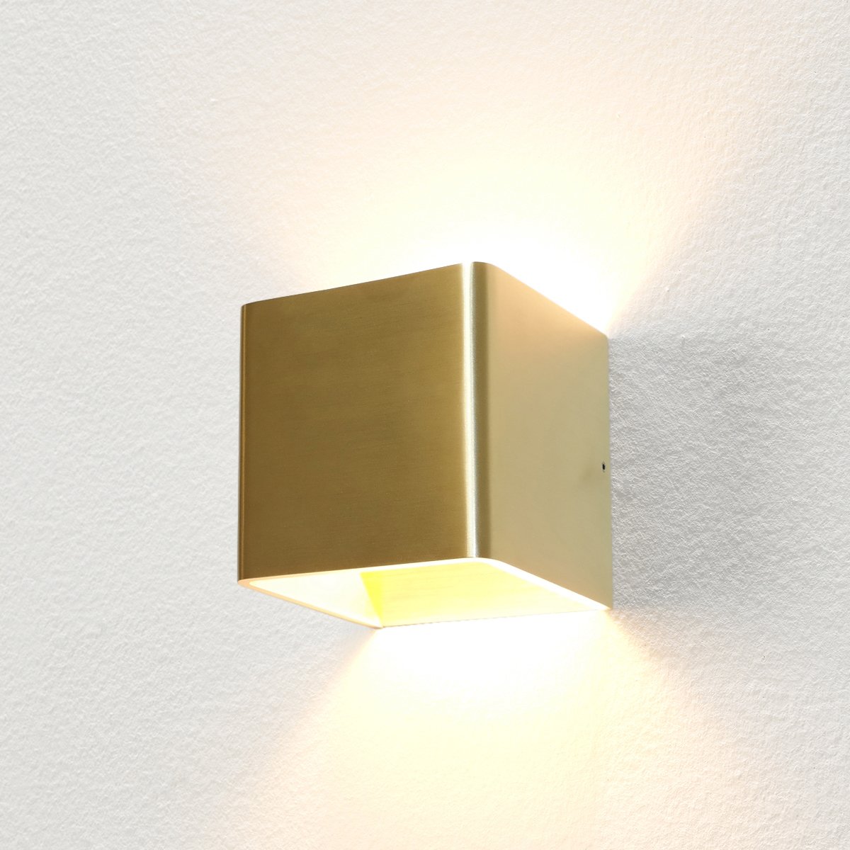 Væglampe led up down guld Carré - 10 cm